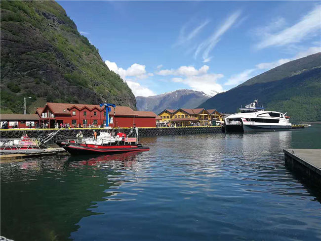 北歐+俄羅斯14日游集錦 挪威伏拉歐姆小鎮(zhèn)、挪威王宮和奧斯陸生命主題公園