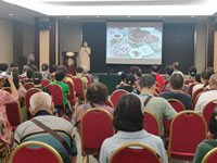 綿陽中旅行假日旅行社舉行胡楊林、南疆專列推薦會