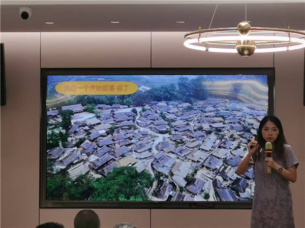 綿陽(yáng)中旅行假日旅行社舉行“什邡號(hào).2025熊貓專列”旅游線路分享會(huì)